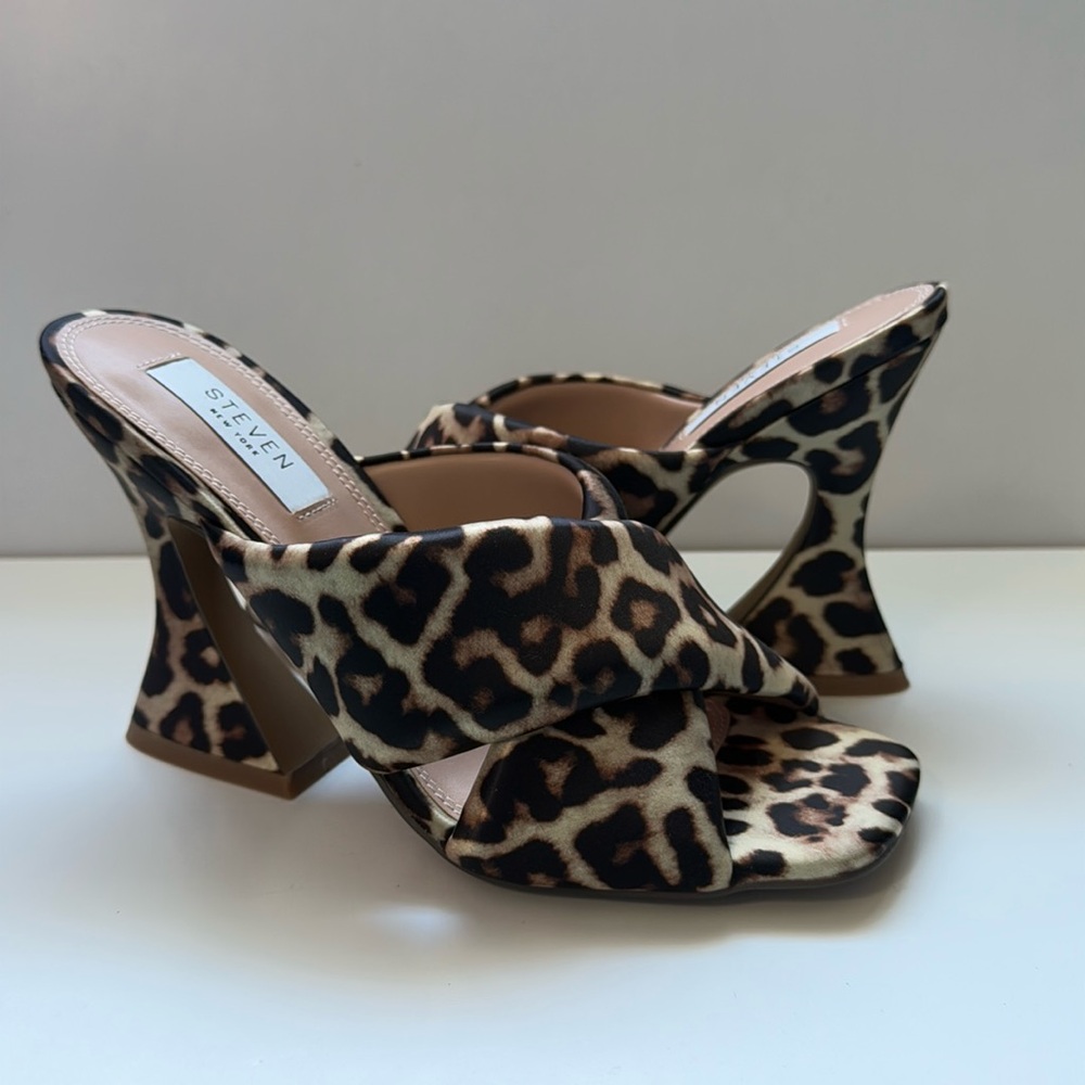 NWT Leopard Dress Sandal